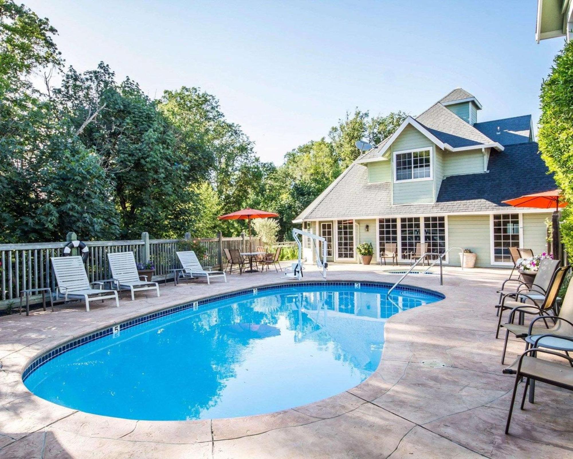 The Inn At Baechtel Creek Willits Exterior photo