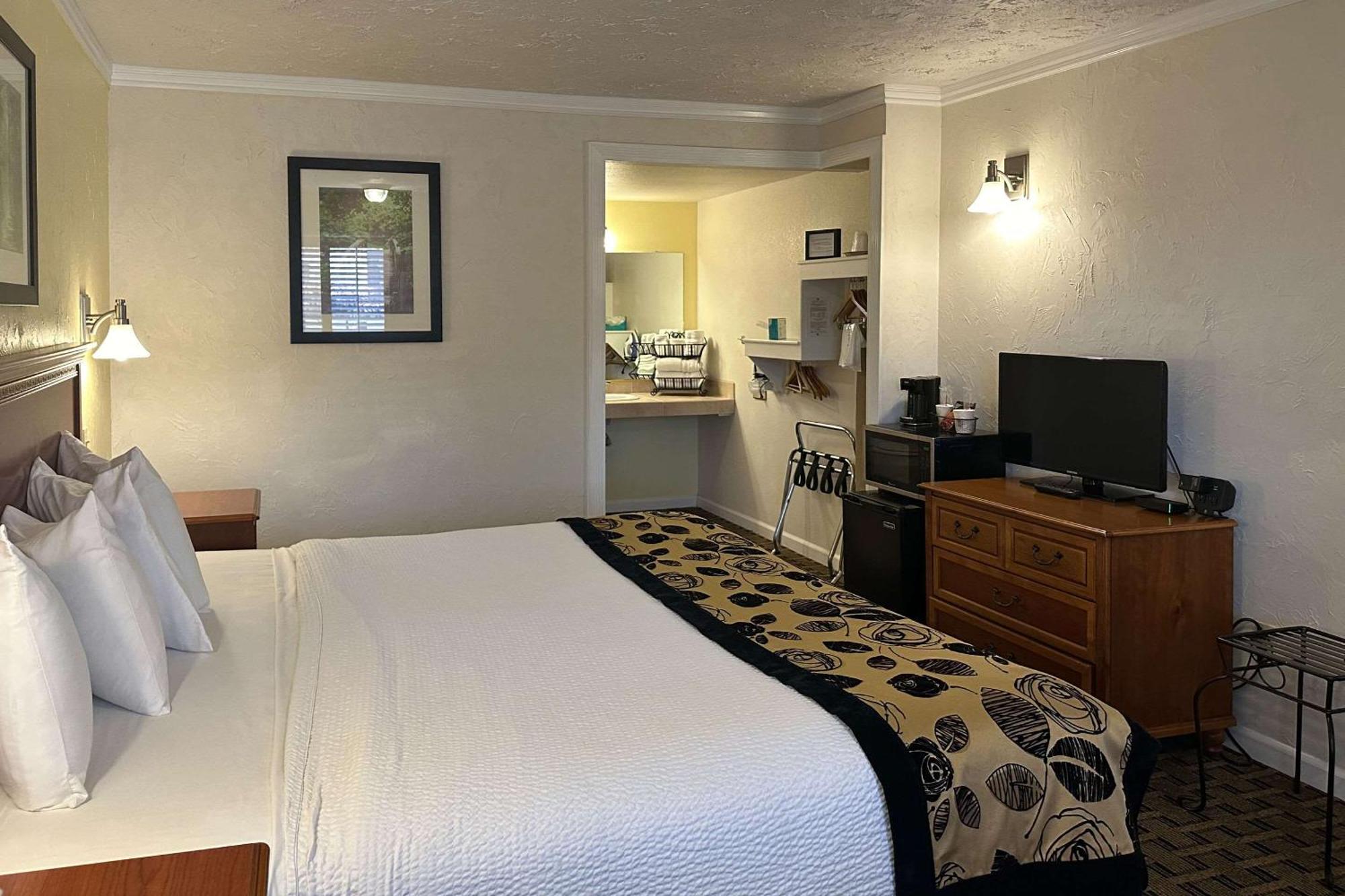 The Inn At Baechtel Creek Willits Exterior photo